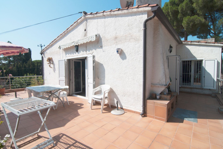 Carrer Barcelona, Riells