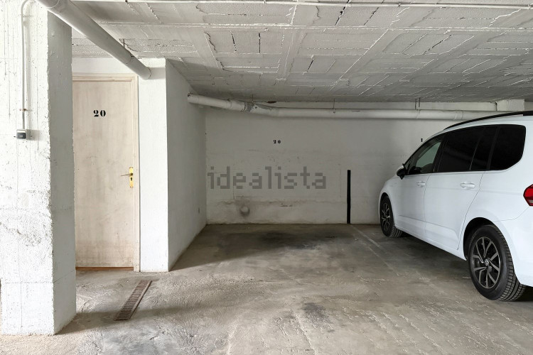 Piso en avenida de Montgó