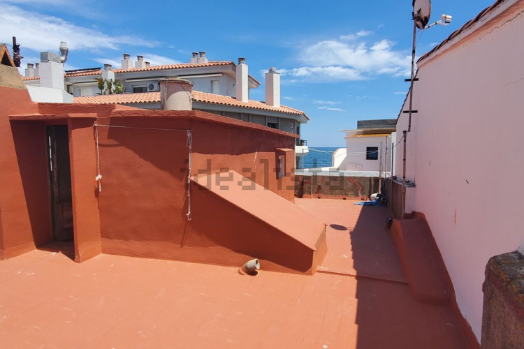 gran casa casco antiguo muchas posibilidades con vista al mar