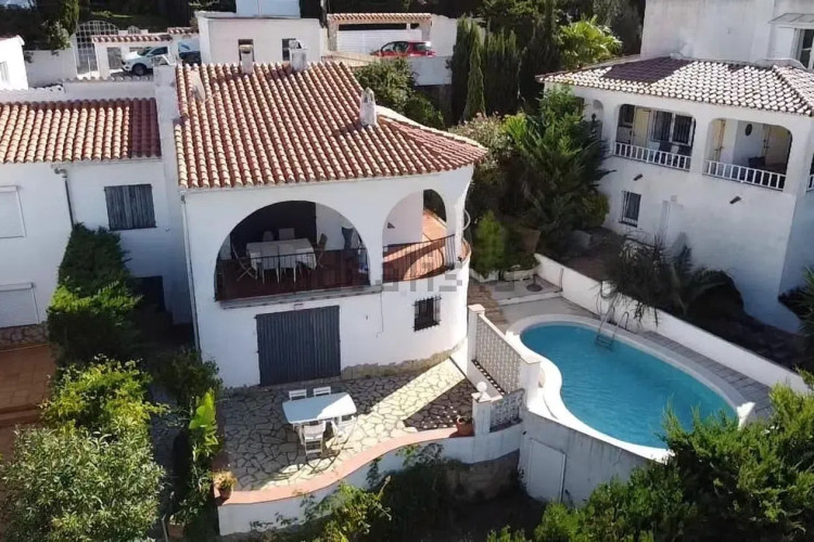 Casa independiente en Barrio Montgó