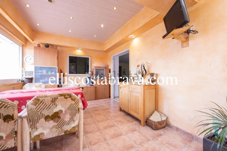 Casa independiente en Barrio Riells