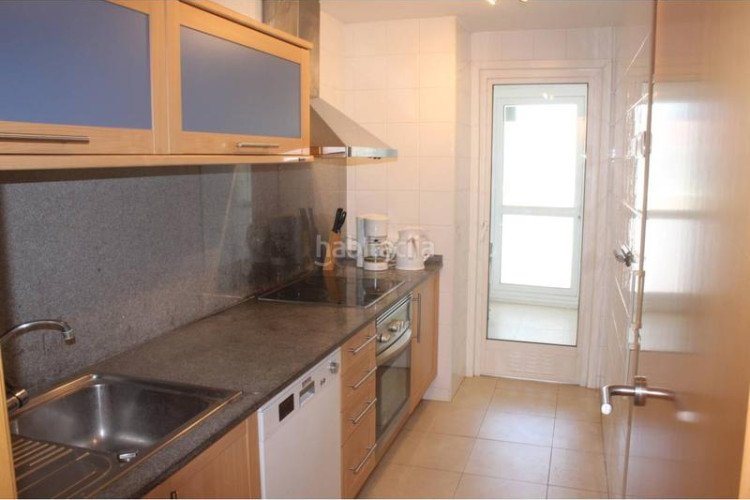 Piso en naintré 3 moderno apartamento en la playa de Riells en Escala (L´)