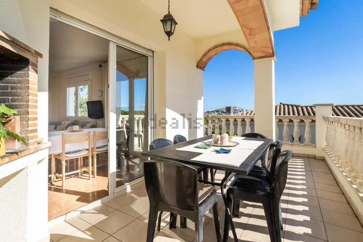 Casa independiente en Passatge Vall de Bianya