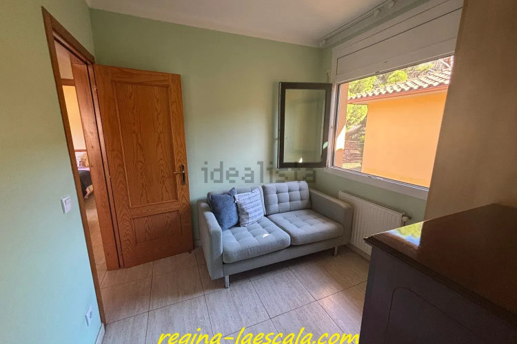 Chalet pareado en calle Cantallops