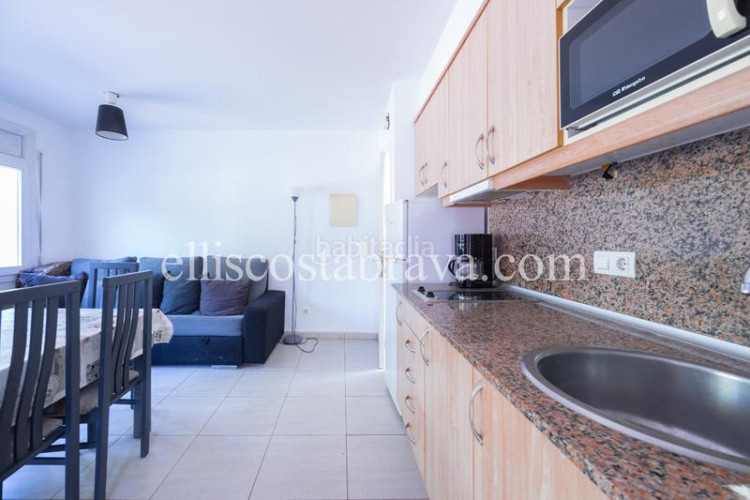 Piso ???en exclusiva - magnífico apartamento en cala Montgó en Escala (L´)