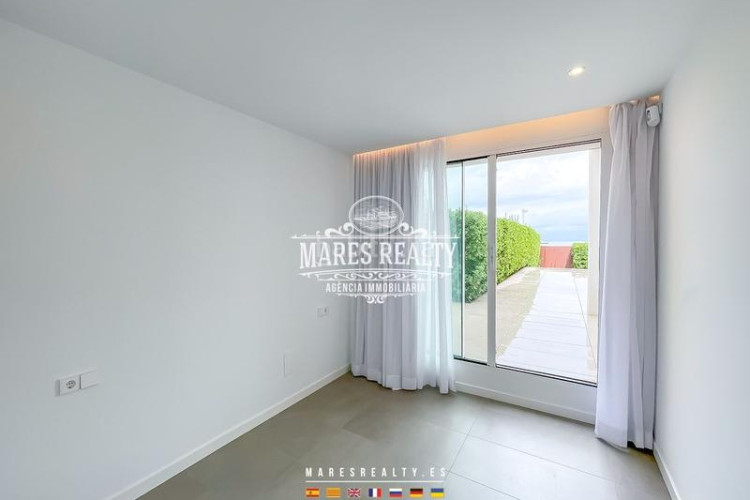 Casa lujosa casa reformada en primera línea de mar en la costa brava en Escala (L´)