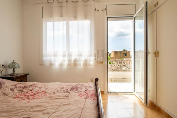 Casa  individual en excelente estado a 120m de la playa de Riells en Escala (L´)