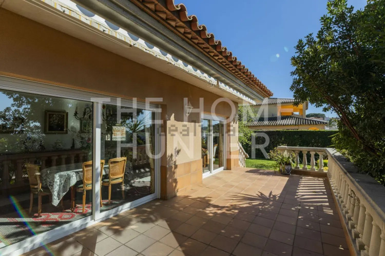 Casa independiente en calle Bonaigua