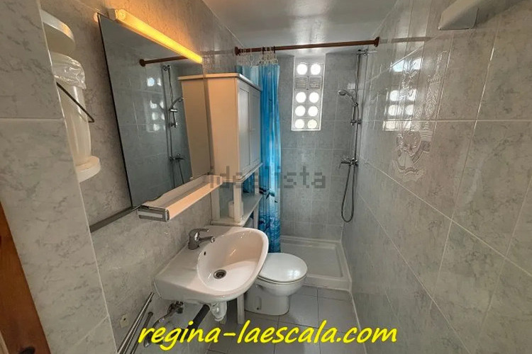 Chalet adosado en calle Onyar