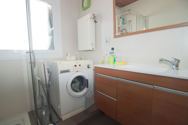 Carrer Barcelona, Riells