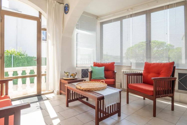 Casa  espaciosa con vistas al mar y piscina privada zona puig sec en Escala (L´)