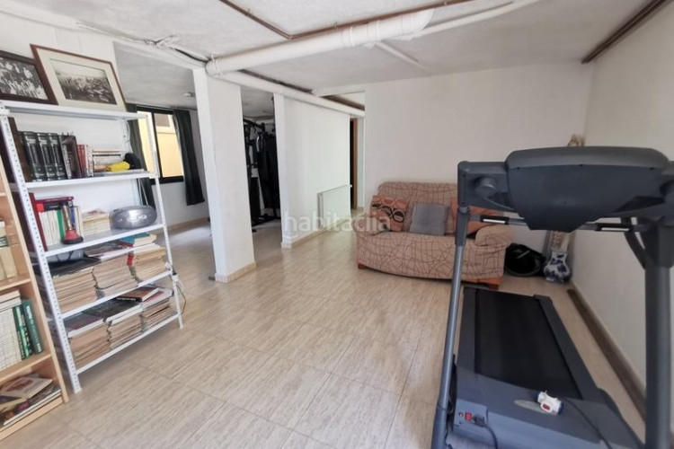 Casa en carrer cantallops 9 casa unifamiliar con piscina, garage, orientación sud en l'escala en Escala (L´)