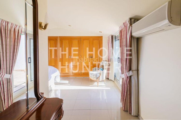 Ático  de 214 m2 con vistas y terraza en venta en escala, l en Escala (L´)