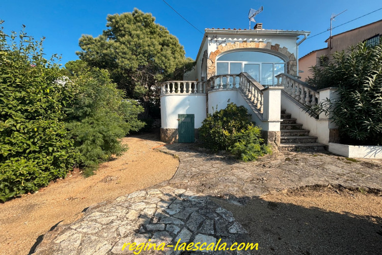 Carrer Pinedes, Port - La Cota - Puig Sec