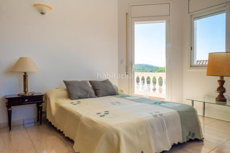 Casa  espaciosa con vistas al mar y piscina privada zona puig sec en Escala (L´)