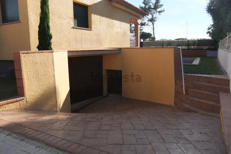 Casa independiente en calle Salvia