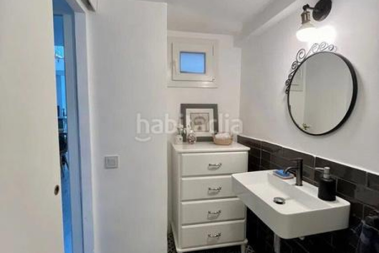 Piso dúplex exclusivo con espectaculares vistas al mar y solárium privado en Escala (L´)