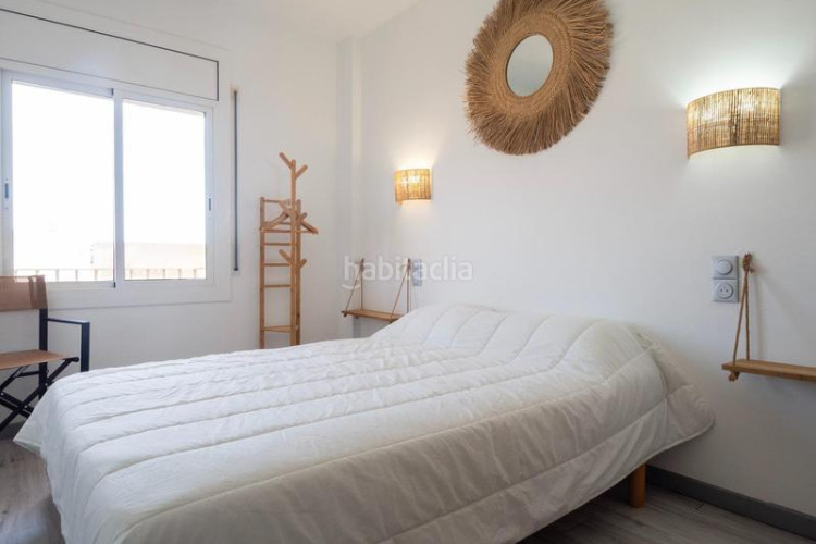Apartamento piso con vistas al mar y a pocos pasos de la playa en Escala (L´)