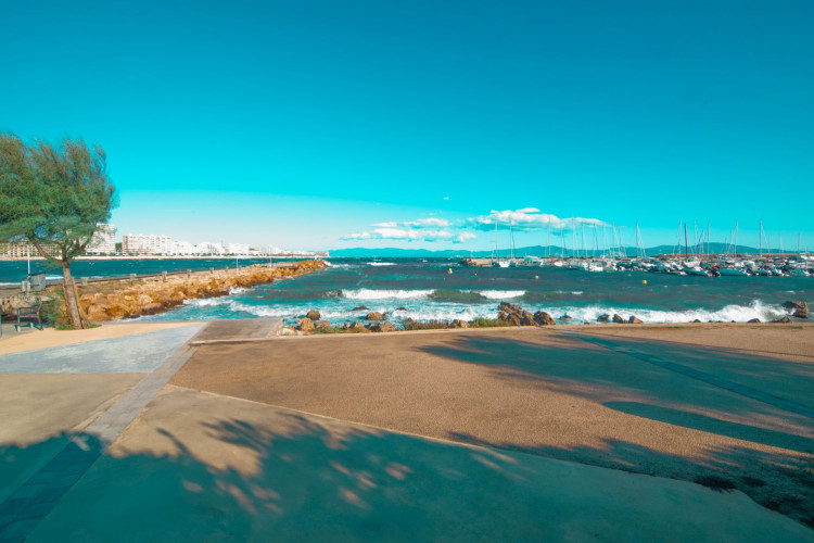 Carrer Ramon Marquet, 5, Port - La Cota - Puig Sec