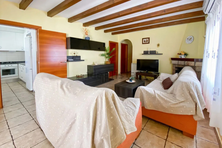 Casa independiente en CL Avet