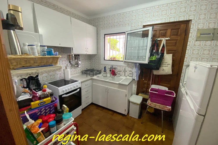 Casa independiente en Passatge Ter-3