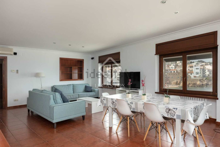 Chalet pareado en calle de la Torre