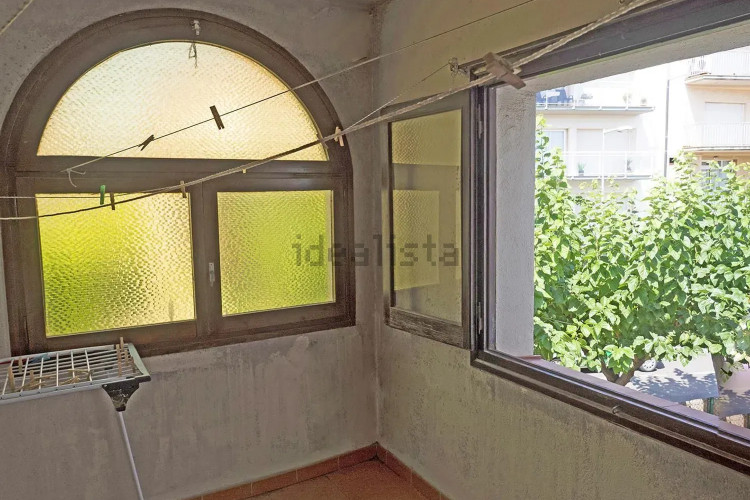 Chalet adosado en avenida de Girona