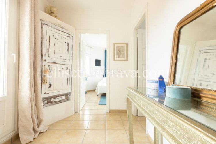 Casa  con vistas al mar y a la montaña - puig sec en Escala (L´)