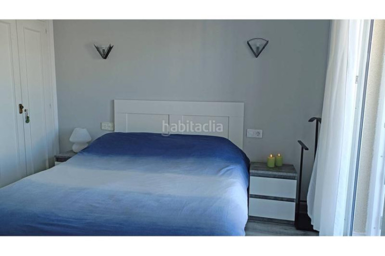 Ático en riells 126 ático en venta en com. els pins en Escala (L´)