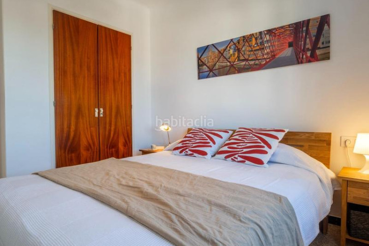 Apartamento piso en muy buen estado con vistas despejadas en Escala (L´)