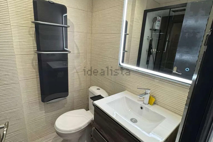 Piso en avenida de Montgó