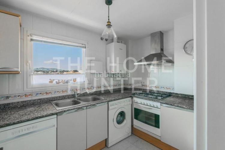 Ático  de 133 m2 con terraza en venta en escala, l en Escala (L´)