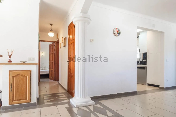 Casa independiente en calle Pinedes