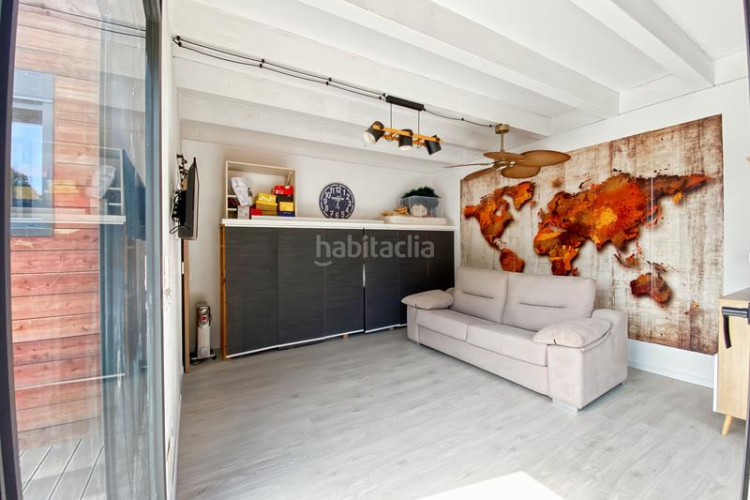 Casa moderna casa a sólo 3 minutos a pie de la playa de cala Montgó, en lescala, en la costa brava.en el límite del parque natural del en Escala (L´)