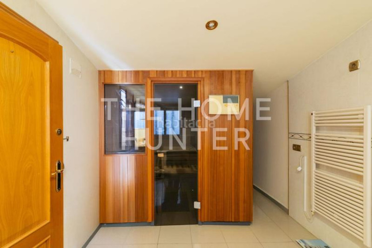 Ático  de 214 m2 con vistas y terraza en venta en escala, l en Escala (L´)
