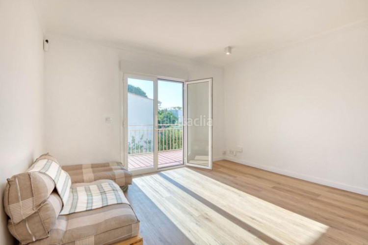 Apartamento en termes 8 apartamento reformado con parking en cala Montgó, lescala en Escala (L´)