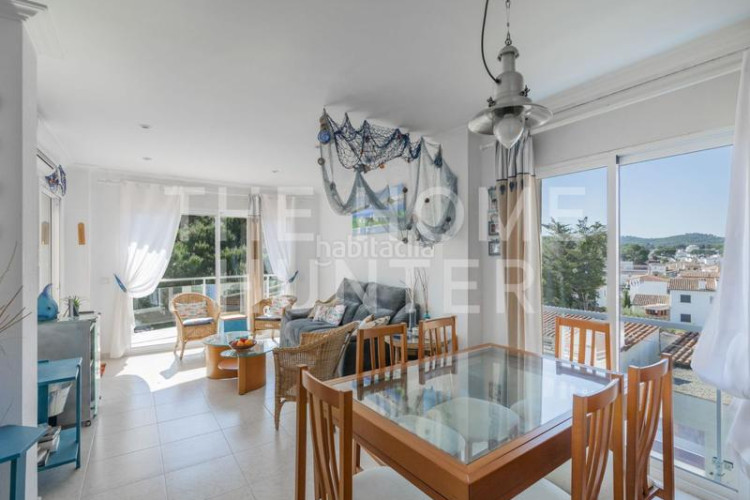 Ático  de 133 m2 con terraza en venta en escala, l en Escala (L´)