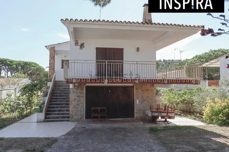Casa independiente en calle Olives