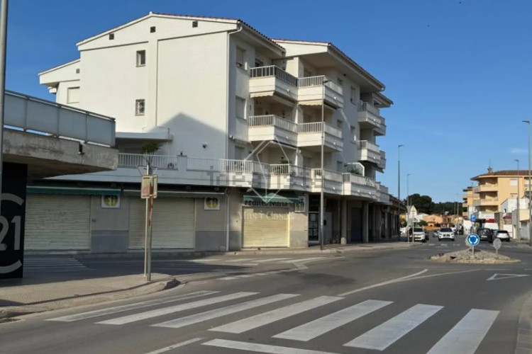 Piso en avenida de Montgó