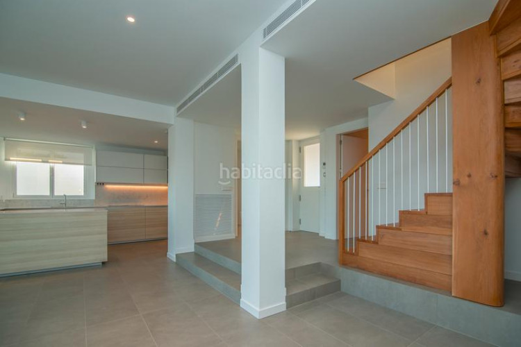 Casa en carrer ramon marquet 5 de lujo frente al mar en Escala (L´)