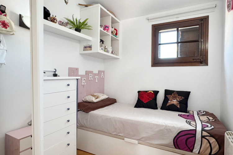 Carrer Roger de Llu00FAria, 5, Port - La Cota - Puig Sec
