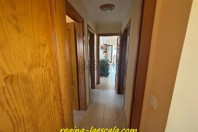 Chalet pareado en calle Cantallops