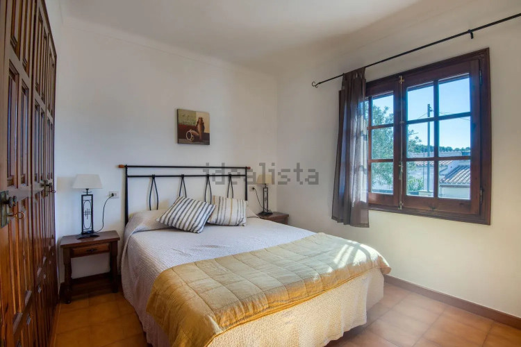 Casa independiente en calle Ricardell, 27