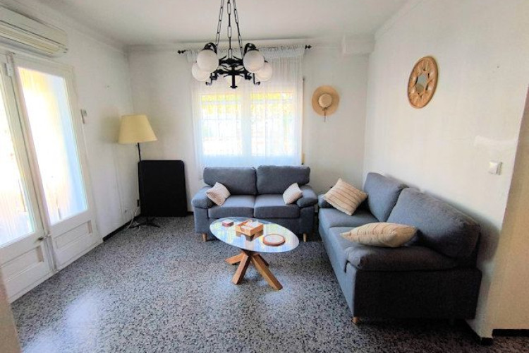 Carrer Santa Coloma, Riells