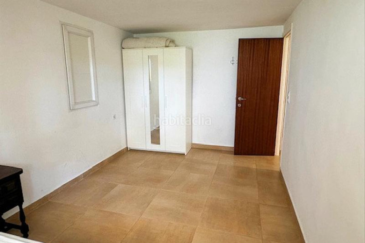 Casa villa de 216m² con 5 dormitorios, 2 baños y piscina privada posible en Escala (L´)