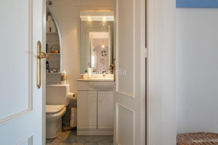 Ático exclusivo ático dúplex en primera línea de mar con vistas espectaculares en Escala (L´)