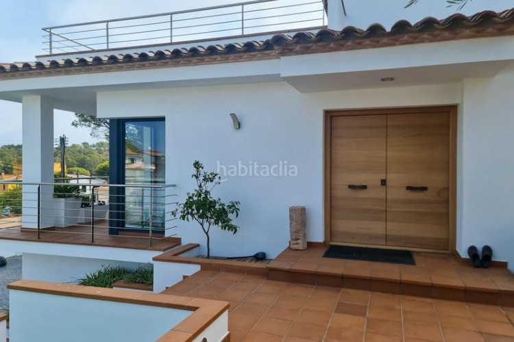 Chalet casa en cala montgo a 5 minutos del puerto en Escala (L´)