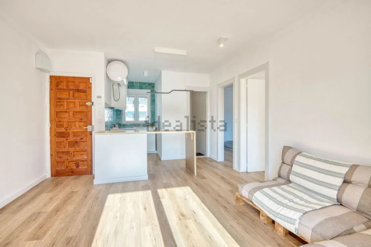 Piso en calle Termes, 8