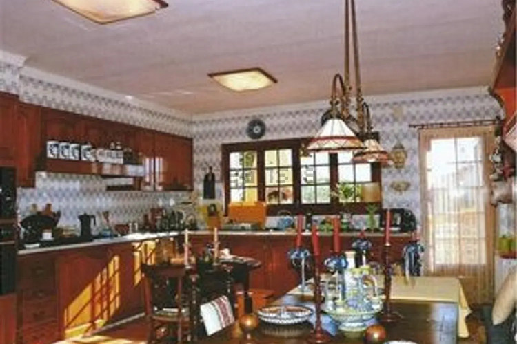 CASA UNIFAMILIAR ESTIL PROVENÇAL A L'ALT EMPORDÀ