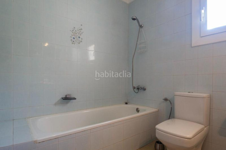 Casa  espaciosa con vistas al mar y piscina privada zona puig sec en Escala (L´)